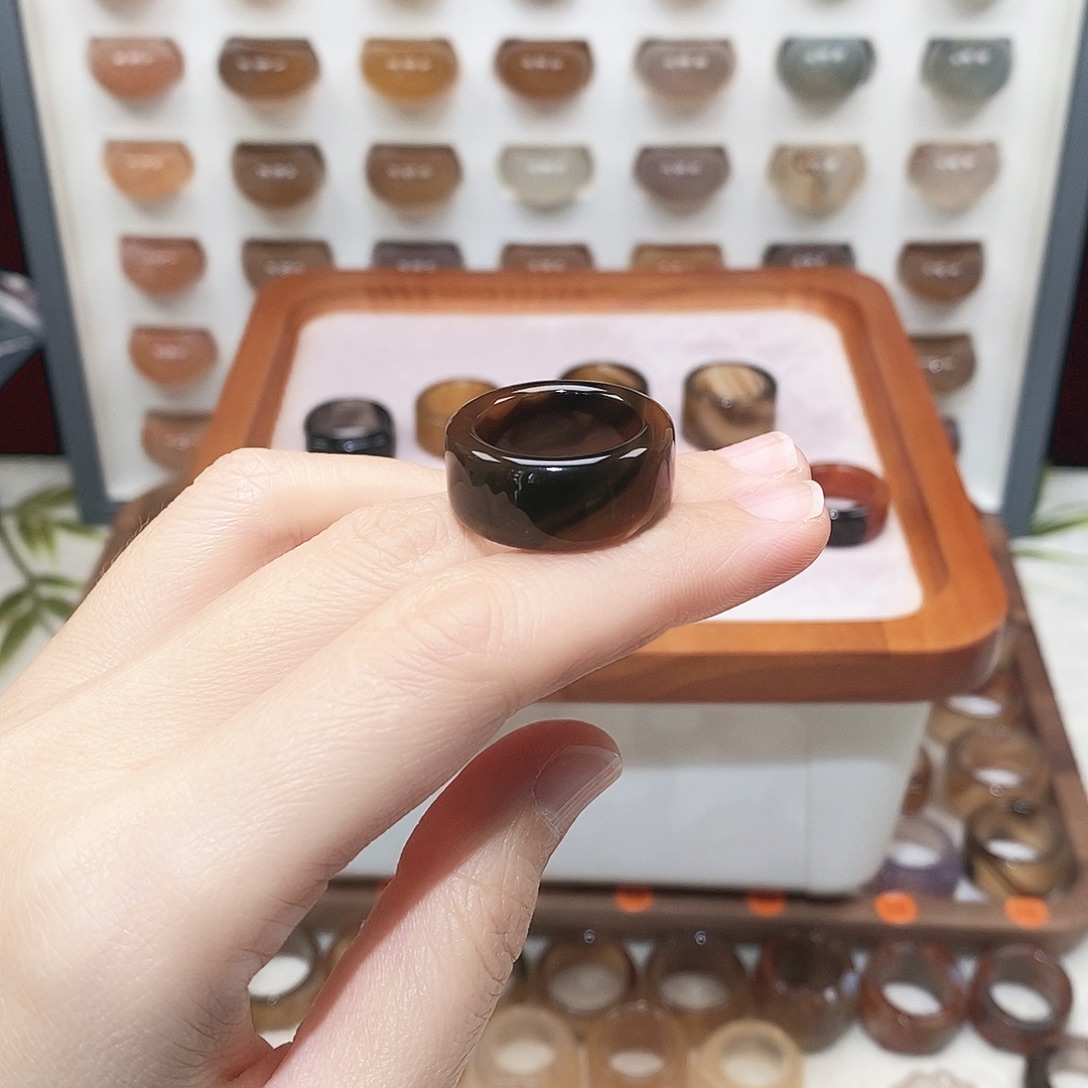 ****。玛瑙/玉髓未镶嵌戒指港16