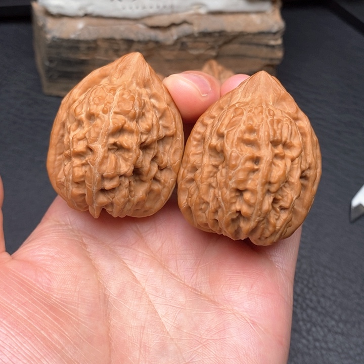 桃核吊坠全品36赤龙鸡心