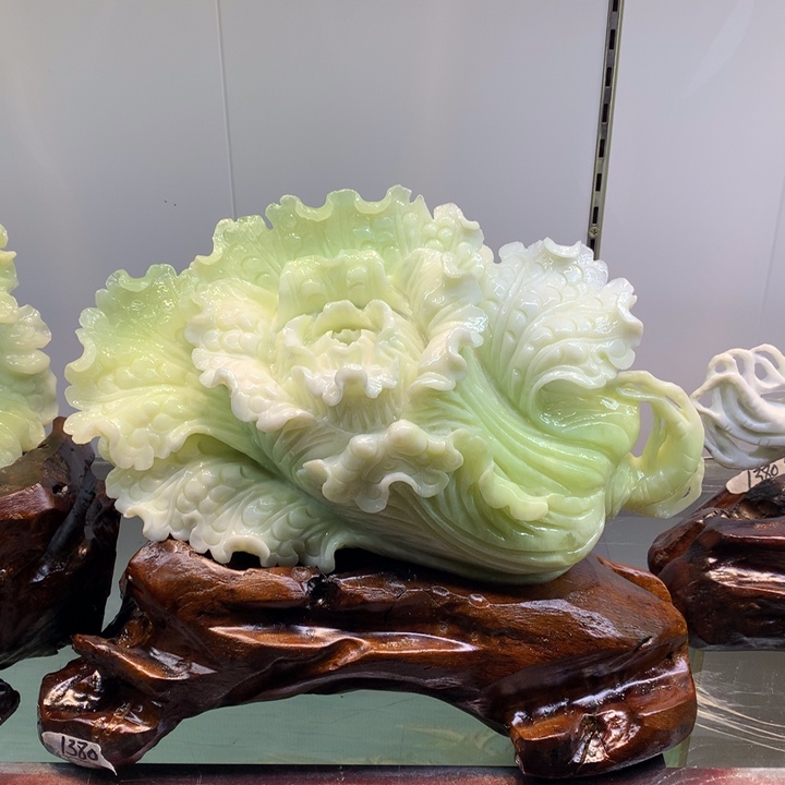 玉家居摆件寓意八方来财