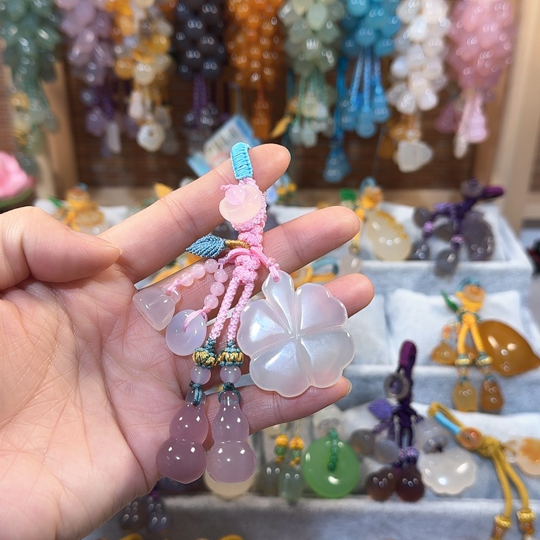 玛瑙/玉髓钥匙挂件未镶嵌