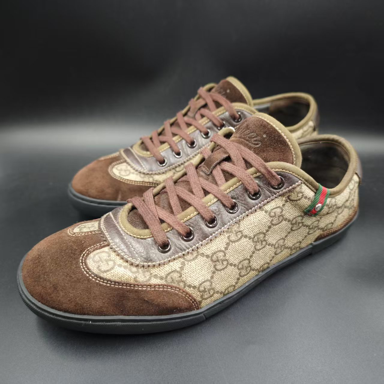 95新 GUCCI/古驰 时尚百搭经典棕老花德训板鞋41.5欧码 xh188