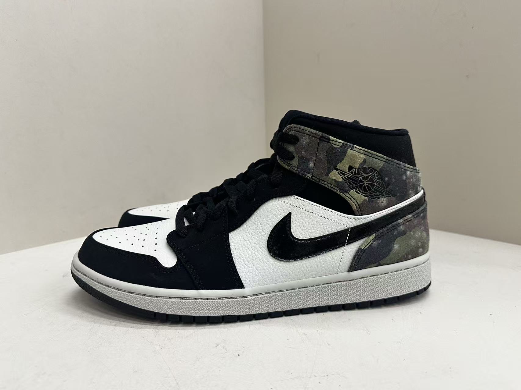 nike aj1 mid 迷彩 经典配色板鞋 45码 全新原盒