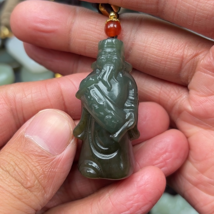 和田玉吊坠未镶嵌