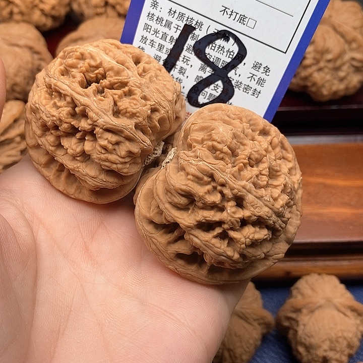 桃核吊坠粗筋狮子头48