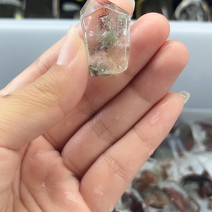 兰***师吊坠(赠链)未镶嵌水晶