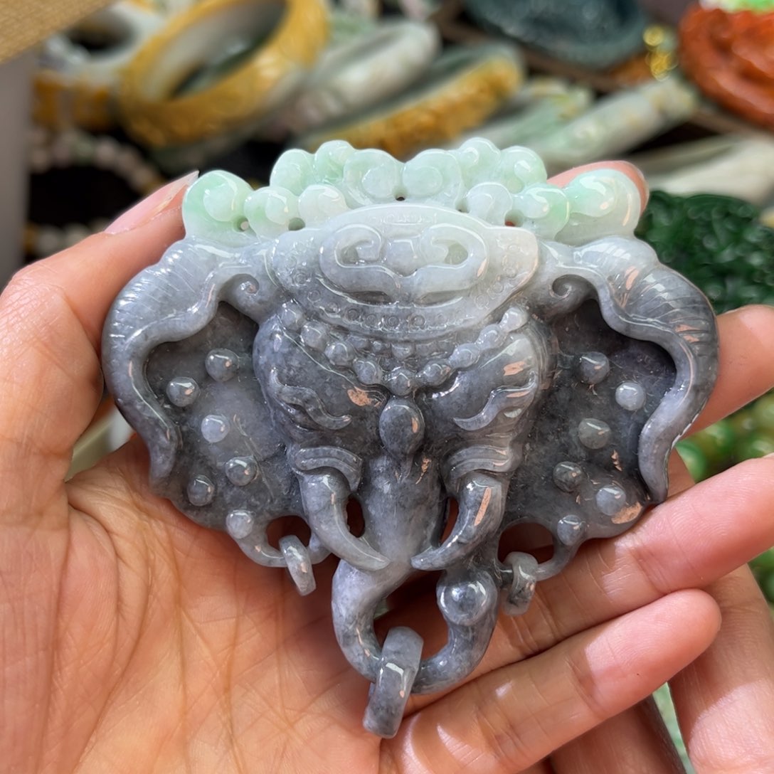 翡翠颈饰未镶嵌待编款