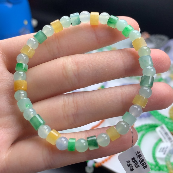 翡翠未镶嵌手镯卡