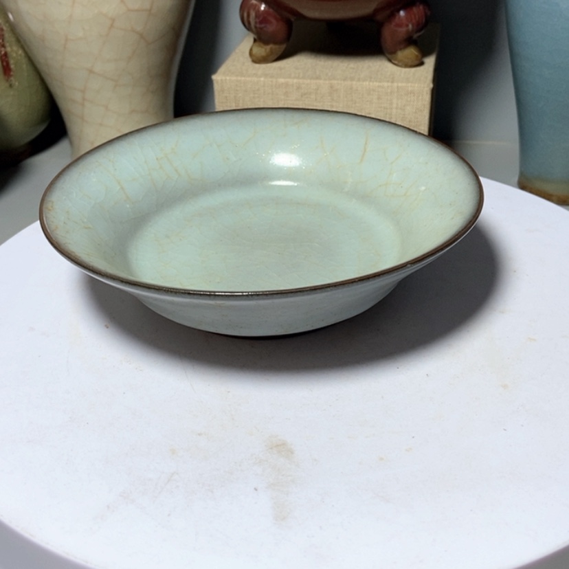 【闪购商品】摆件小*宋官窑盘子一个