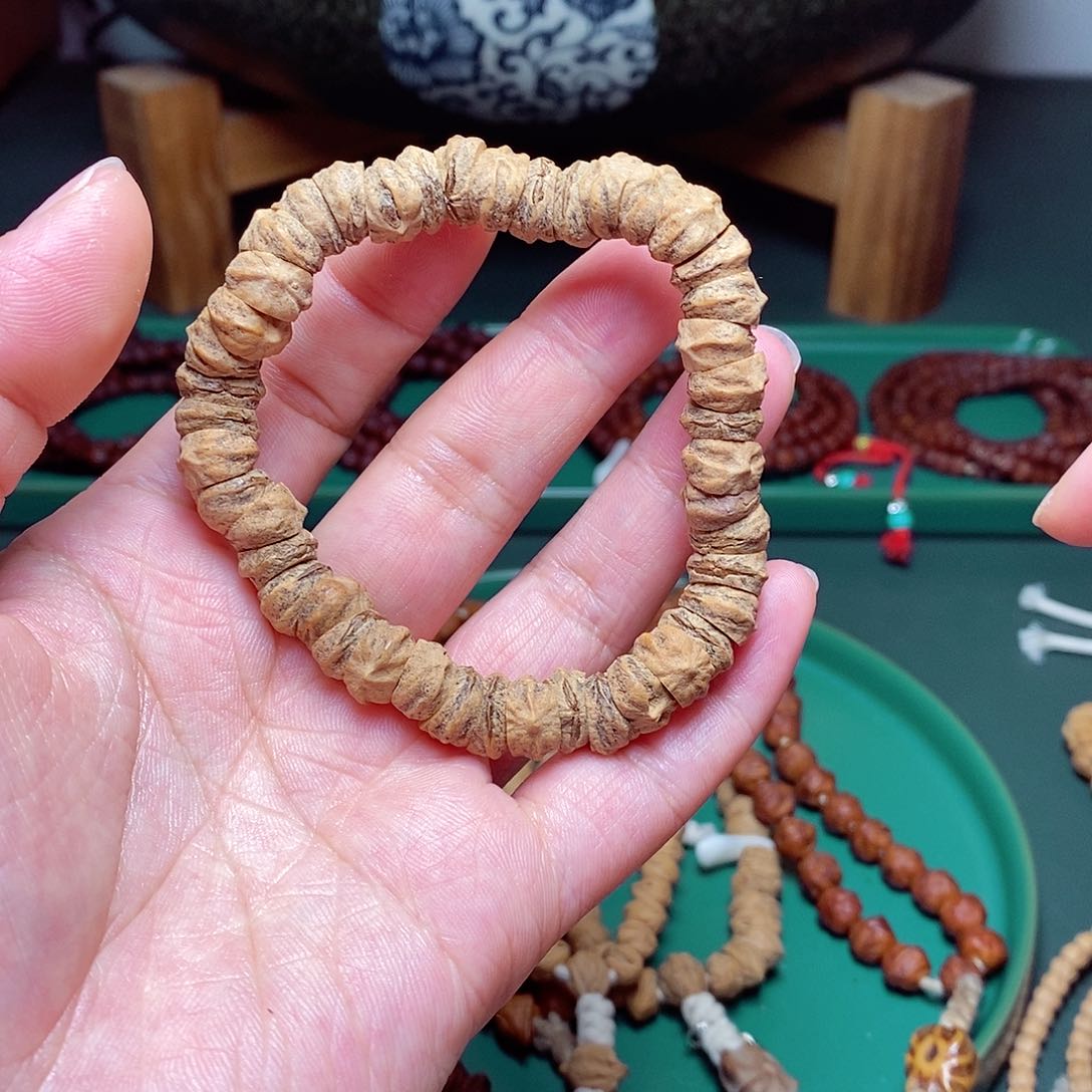 柏香籽/百香籽吊坠175.1.0