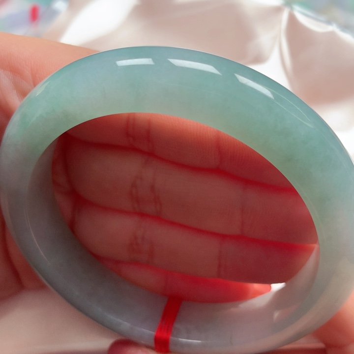 翡翠手镯未镶嵌湖水绿45