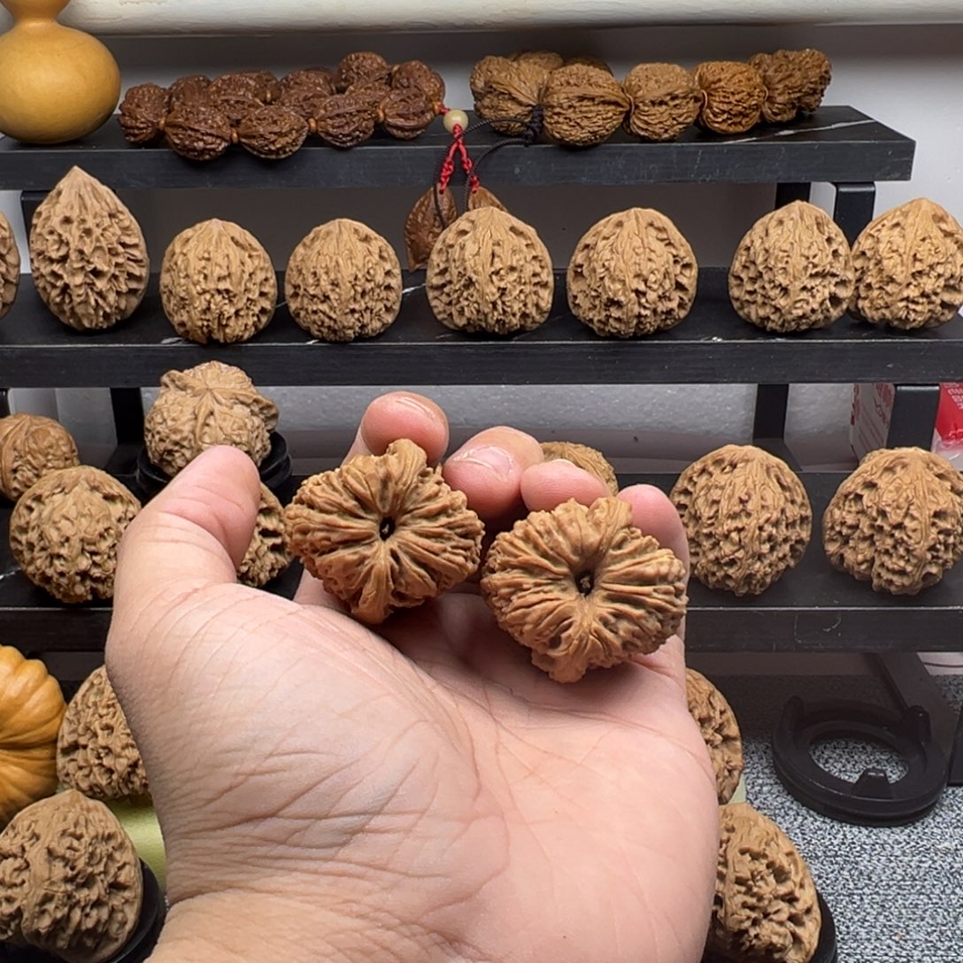 吊坠文玩核桃拉丝凹底子