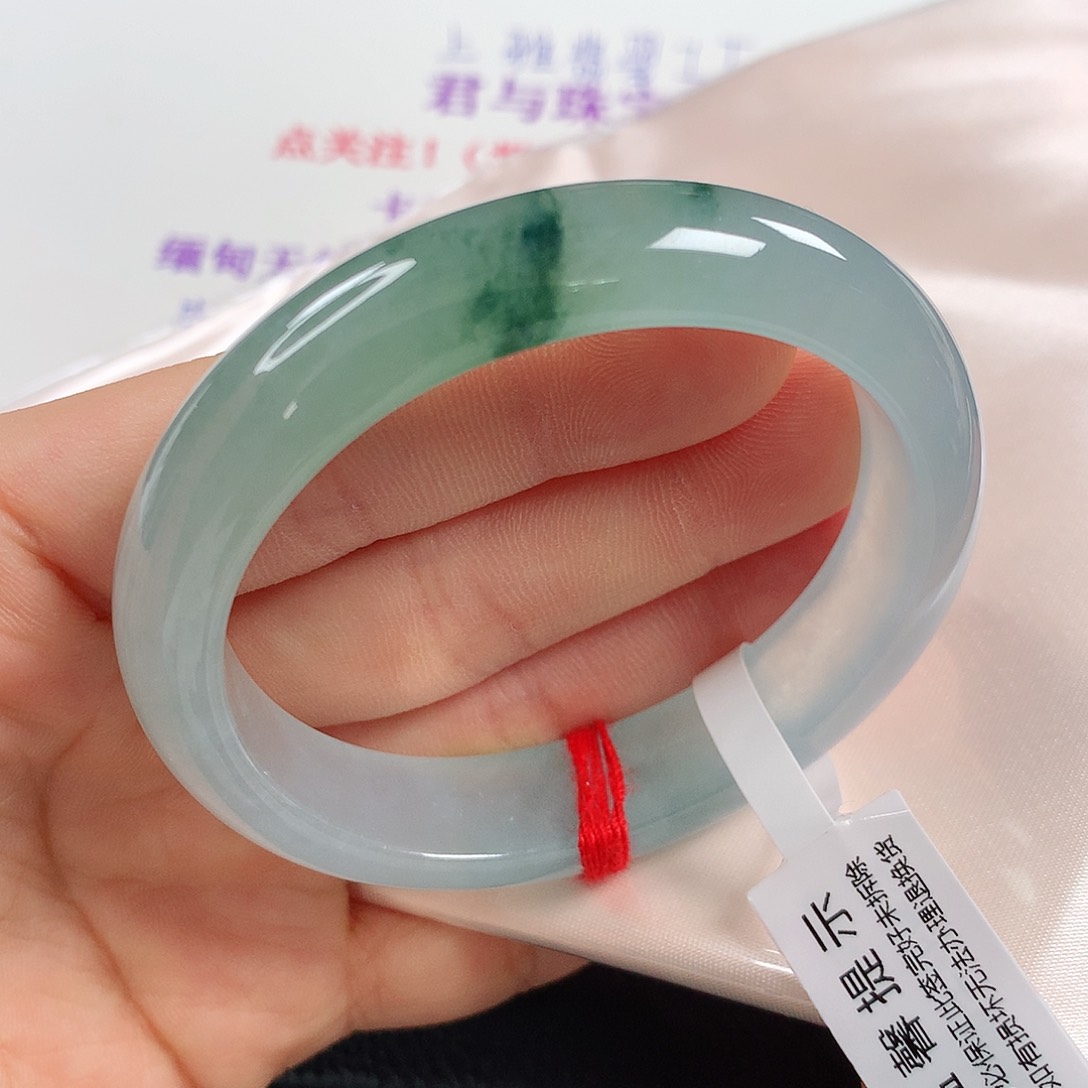 未镶嵌手镯翡翠起荧光②④⑤⭐⭐⭐⭐⭐强推