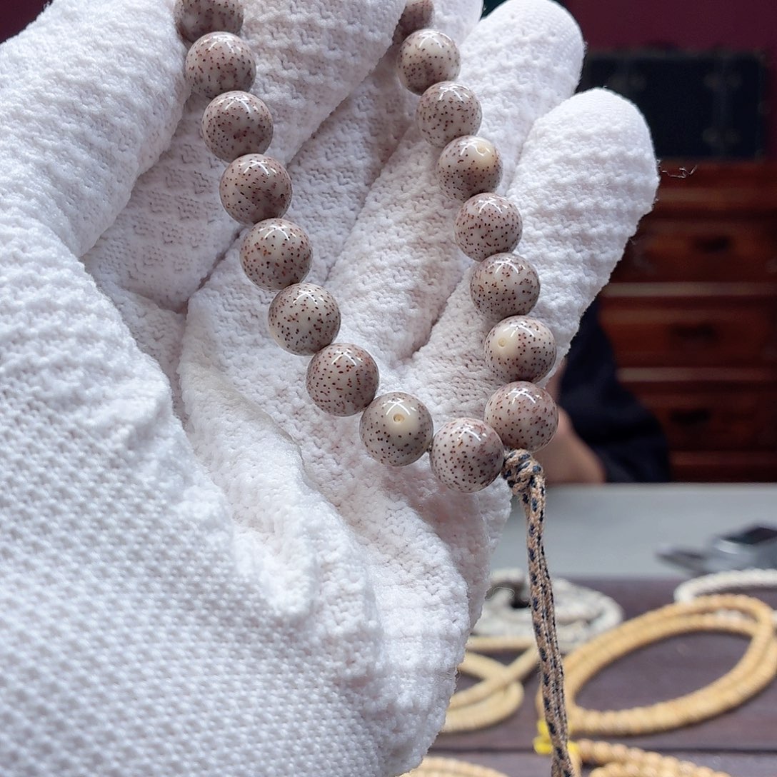 手串星月菩提11左右圆珠高货，31号