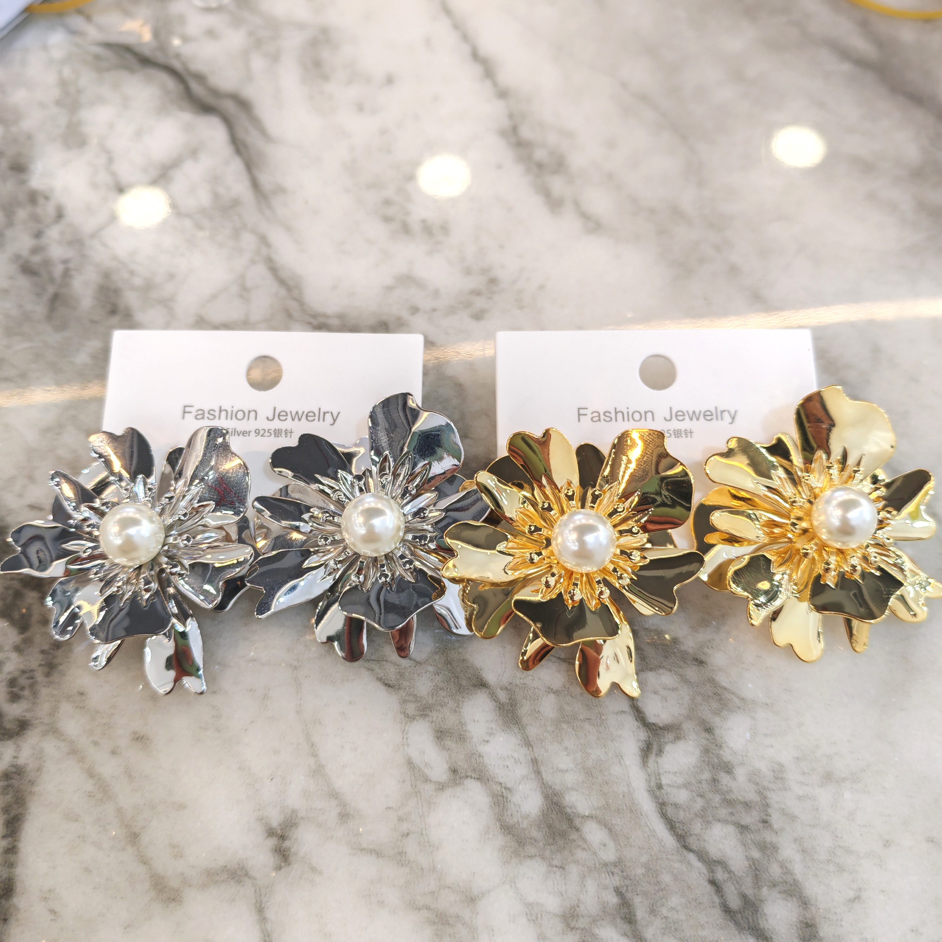 铜合金仿珍珠耳饰 925银针植物花卉施家珍珠欧美耳钉简约百搭