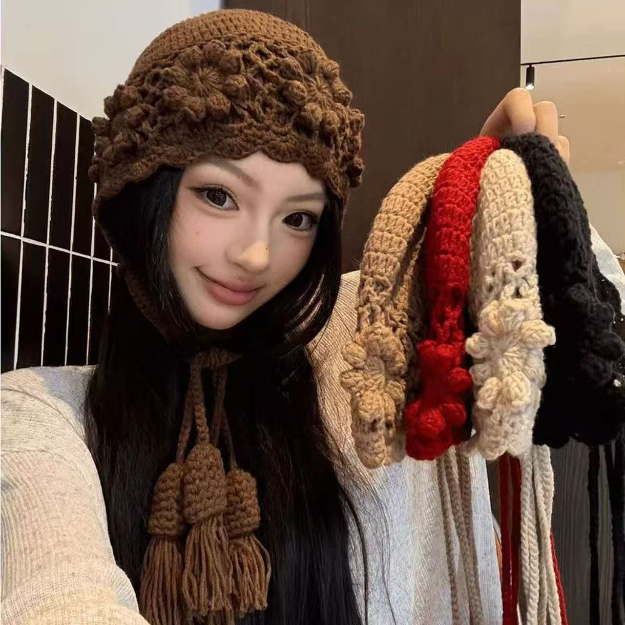 【636】流苏手工勾花编织帽秋冬季时尚毛绒包头保暖百搭韩版