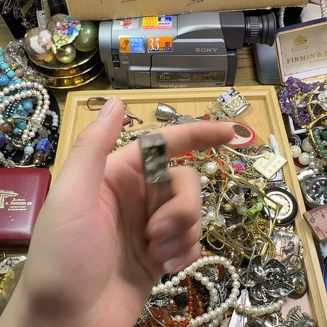 津***宴锆石铁合金打火机118元2元运费