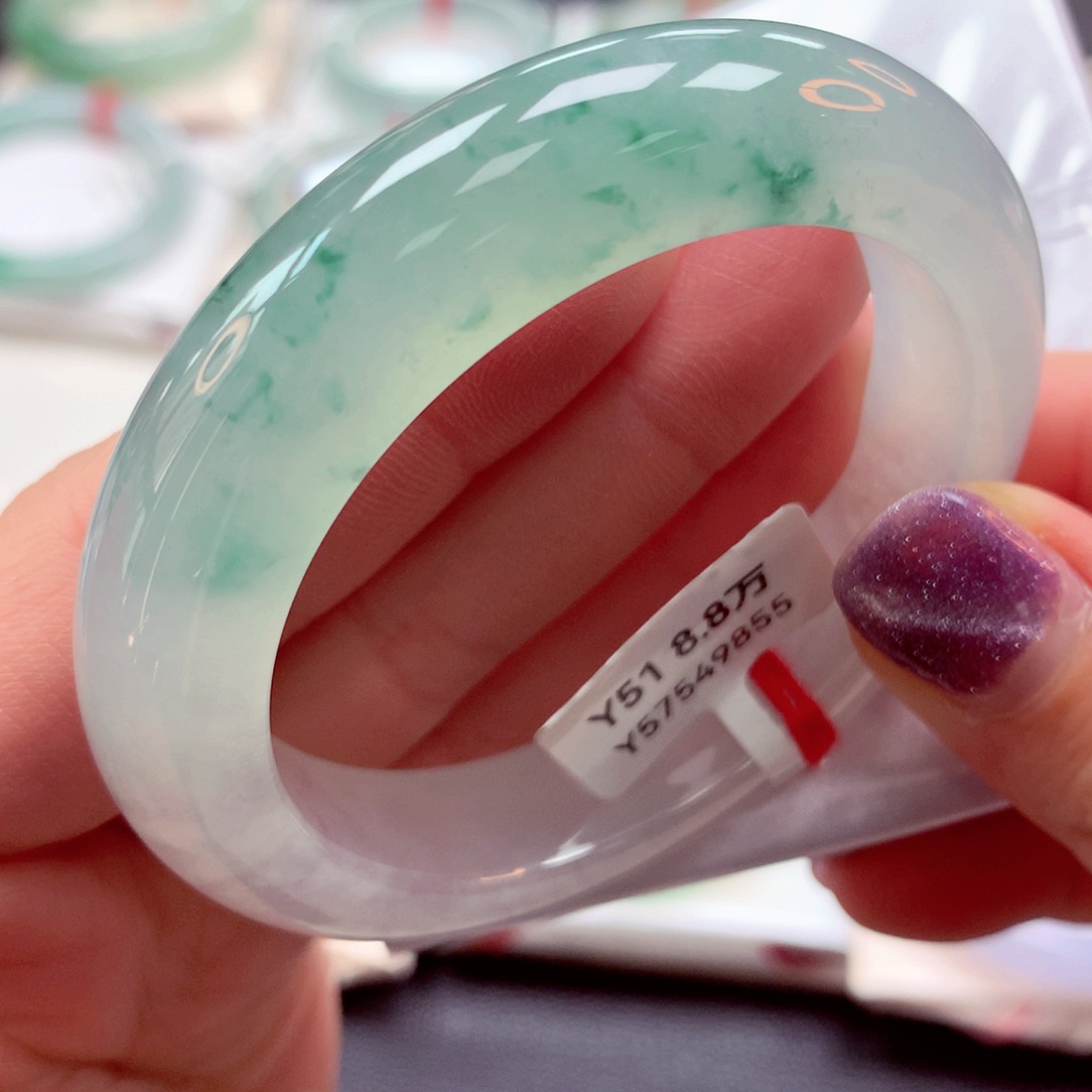 翡翠手镯未镶嵌（52正圈）10号85