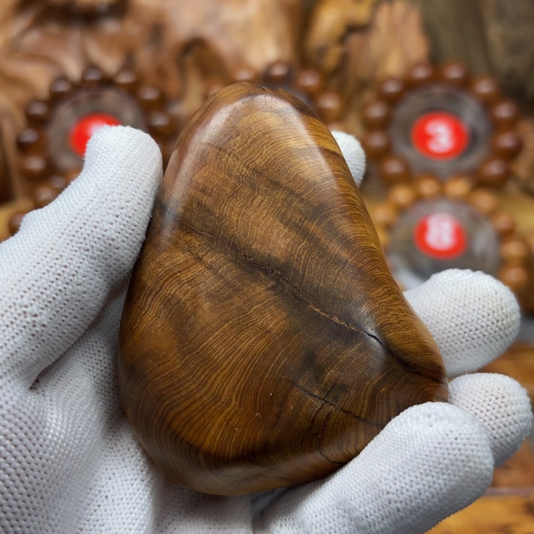 柏木（崖柏）太行崖柏陈化雷击香料手把件