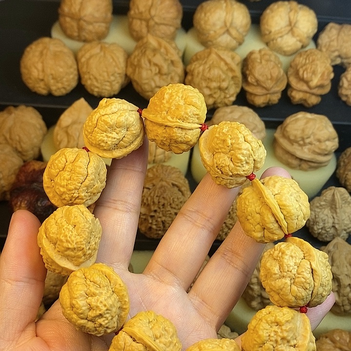 文玩核桃吊坠肠纹云石27