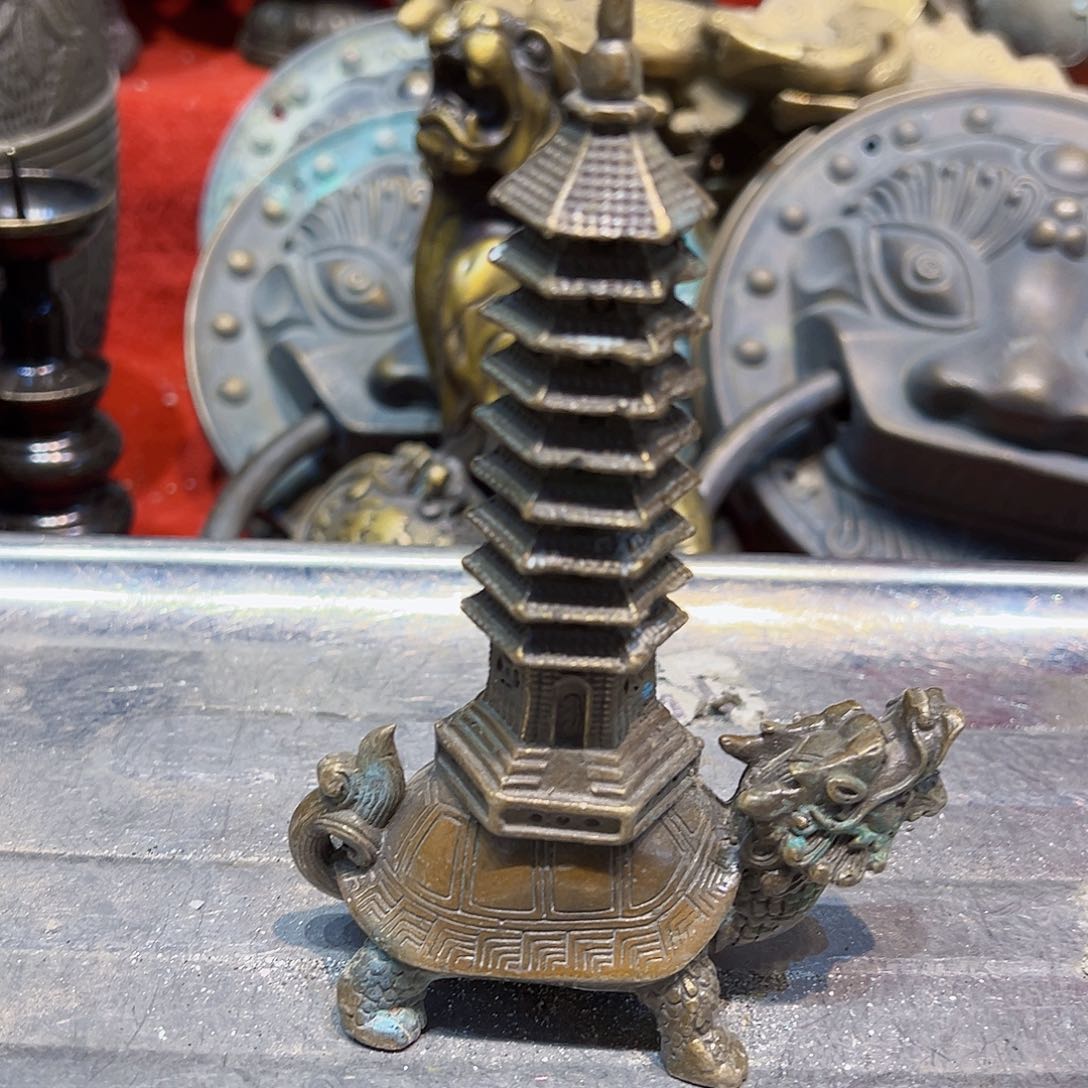 黄铜的价格也是很低的了