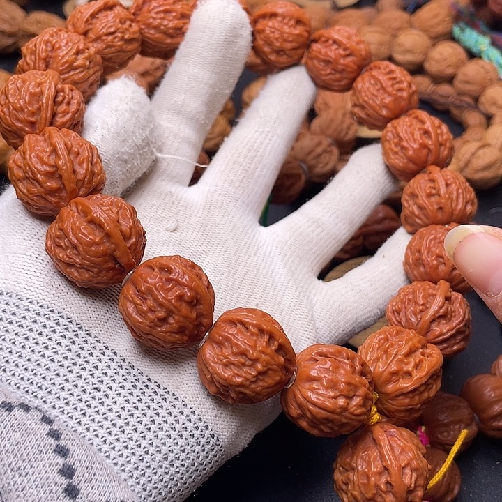 把件文玩核桃粗筋大手持