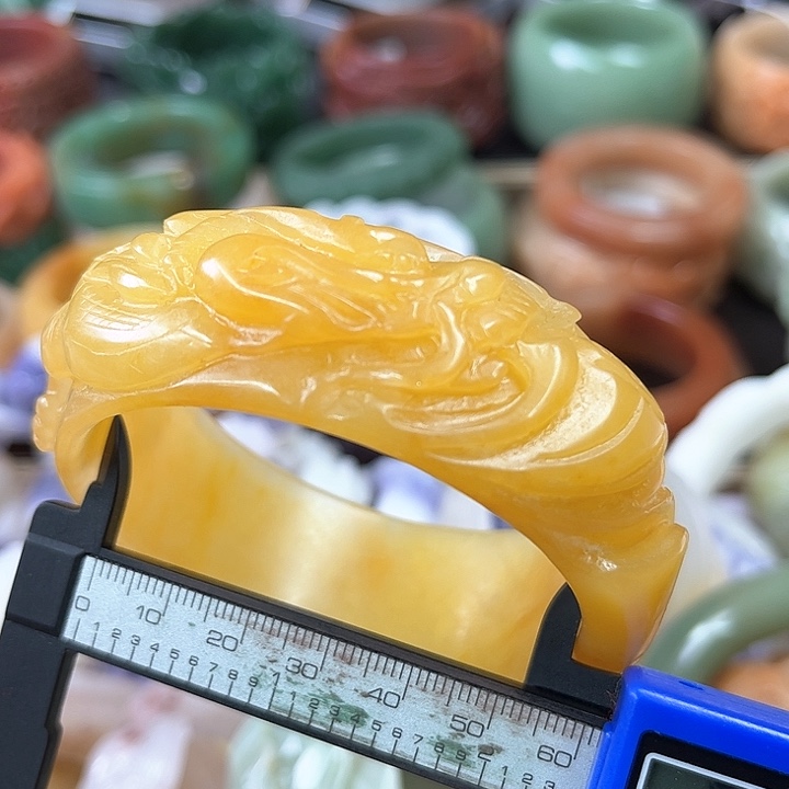 石英质玉手镯未镶嵌菲*