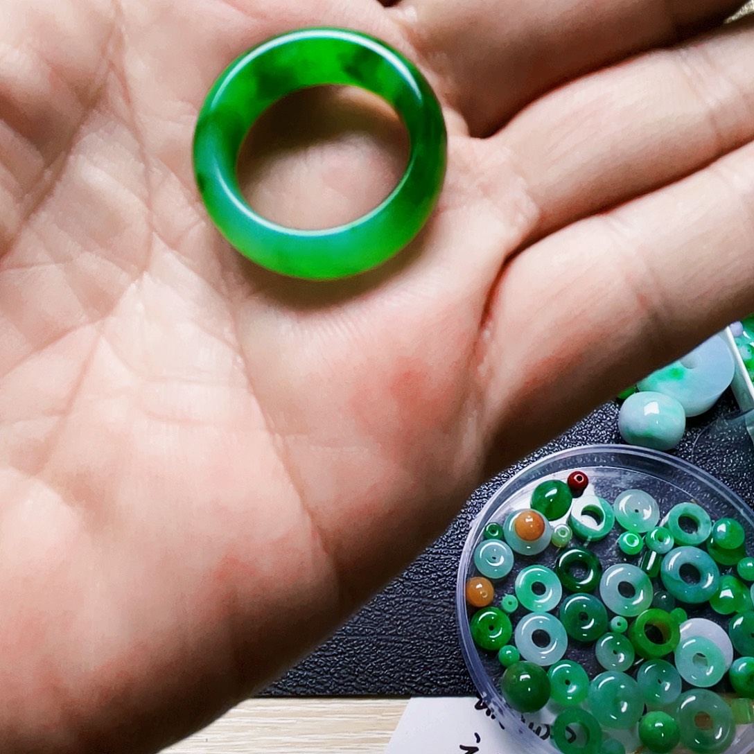 球***球翡翠未镶嵌戒指天然缅甸翡翠A货