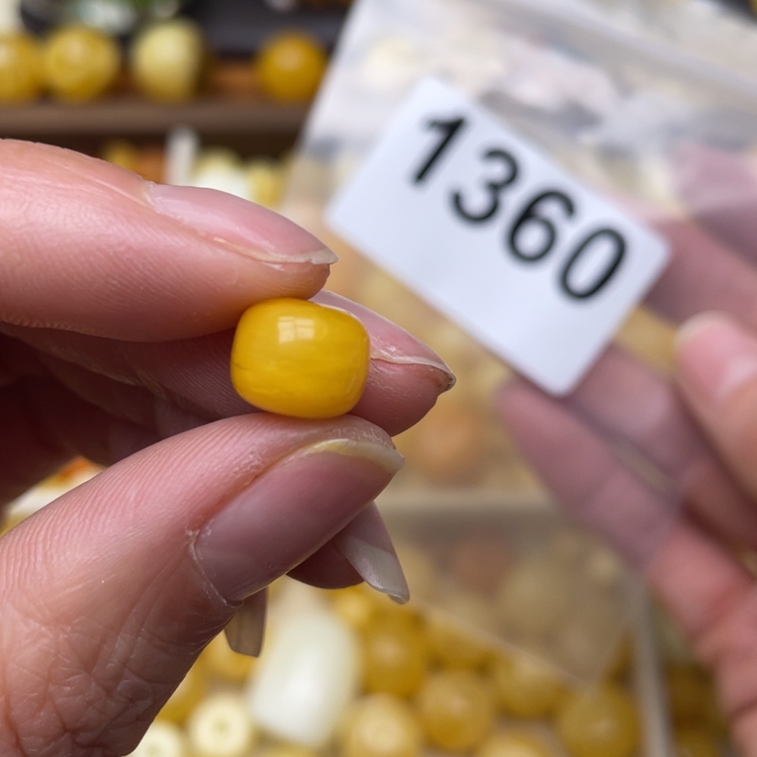 蜜蜡珠宝奇石未镶嵌俏色9.9