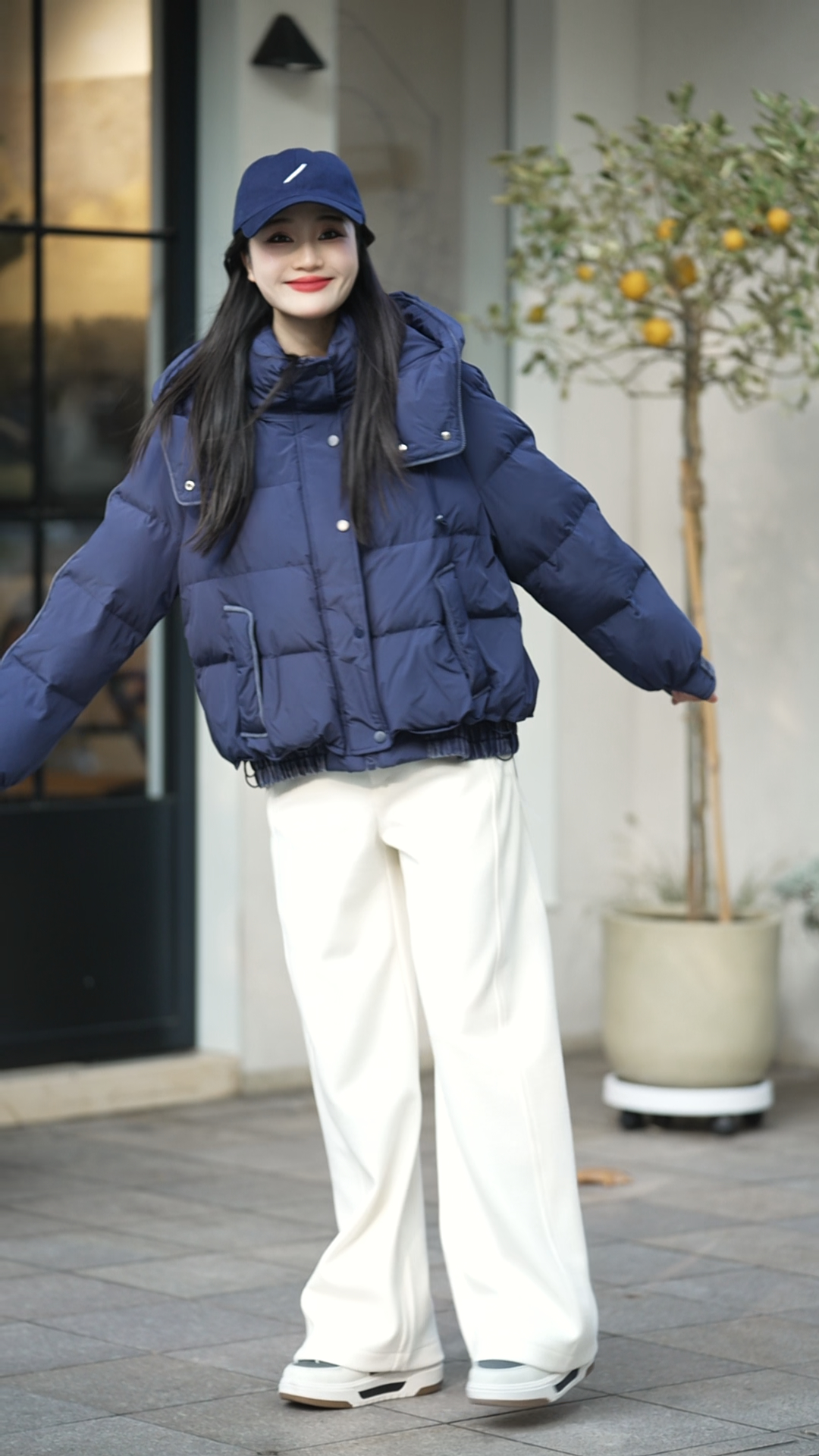 *冬季女士短款羽绒服13134