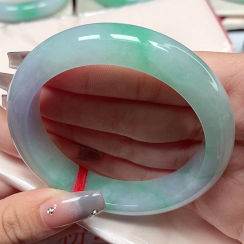 【闪购商品】翡翠手镯未镶嵌57圈