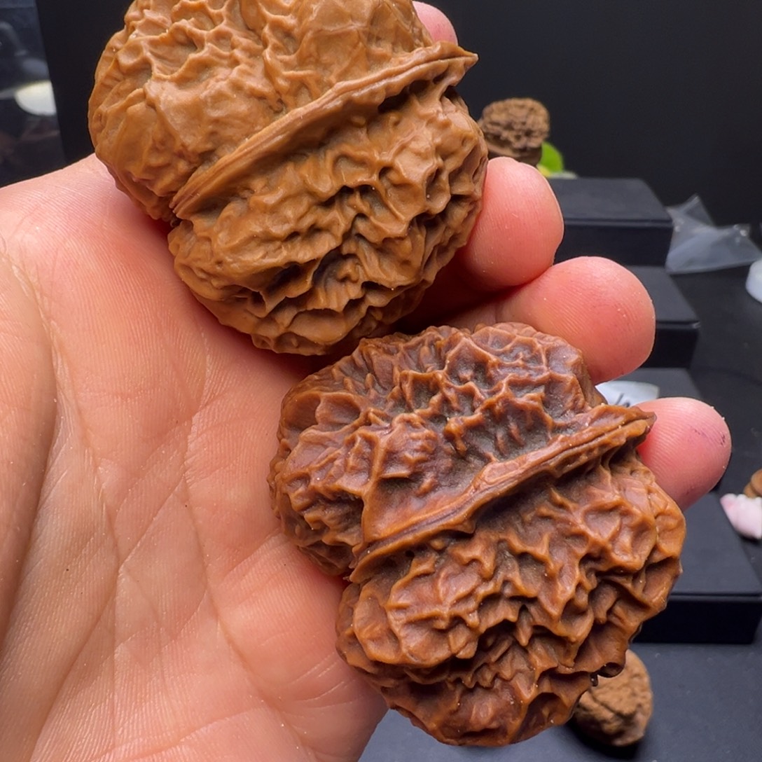 吊坠文玩核桃白泽48mm