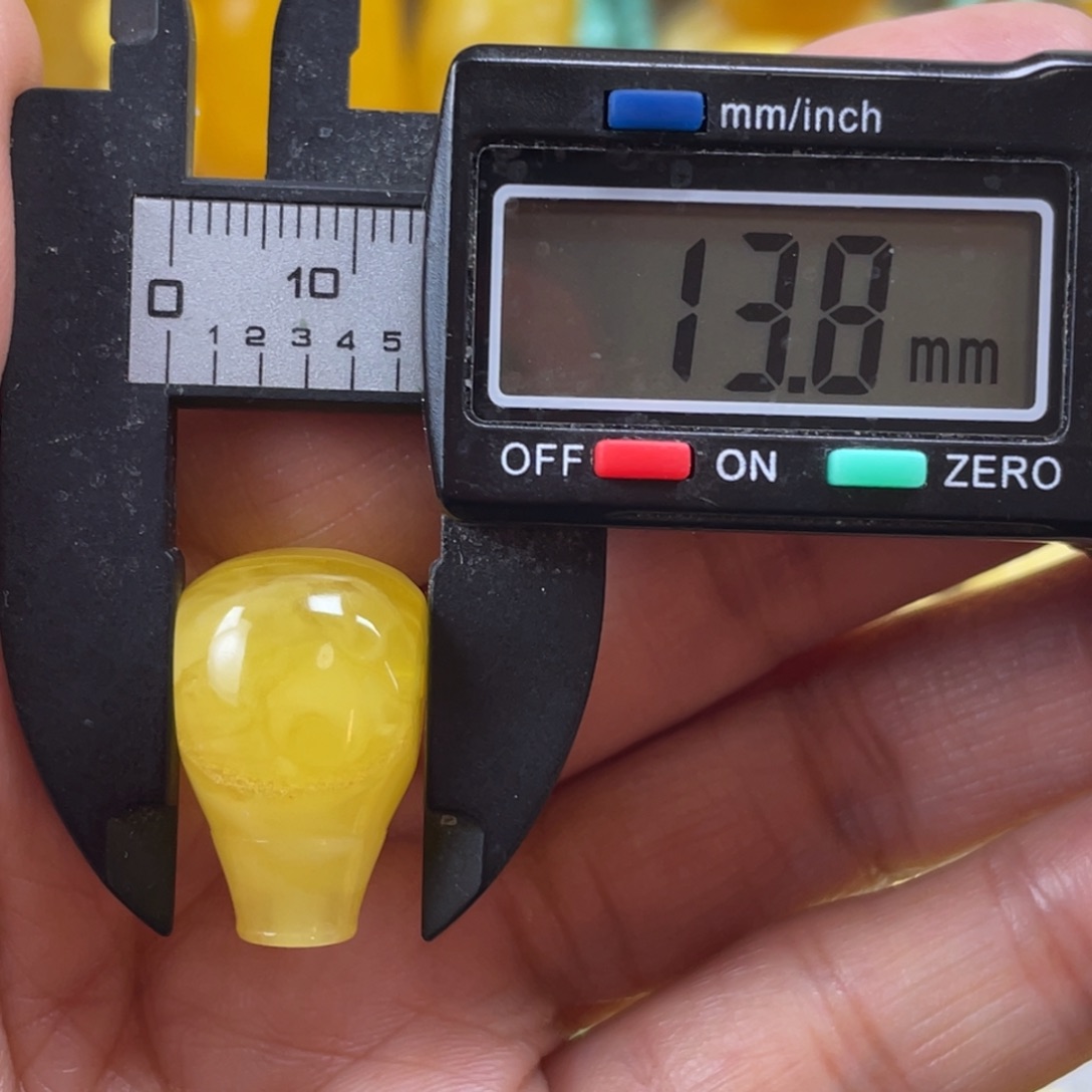 蜜蜡未镶嵌裸石31杂