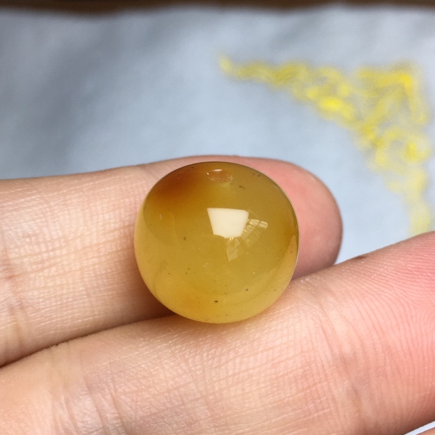 有瑕蜜蜡老型珠墩子 约15.3×13.6mm原石手作天然原矿保真无优化