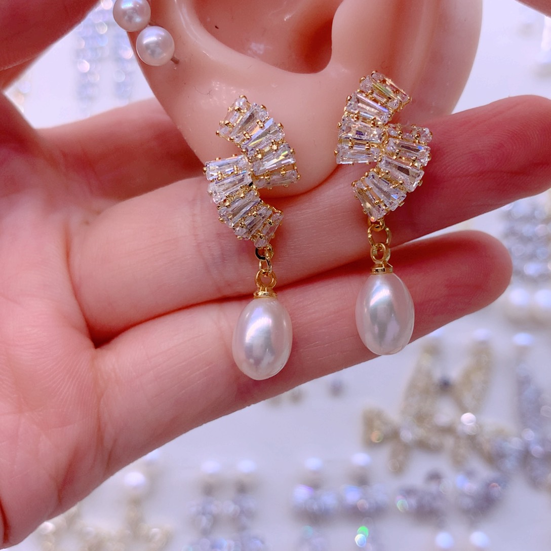 合金淡水珍珠耳饰