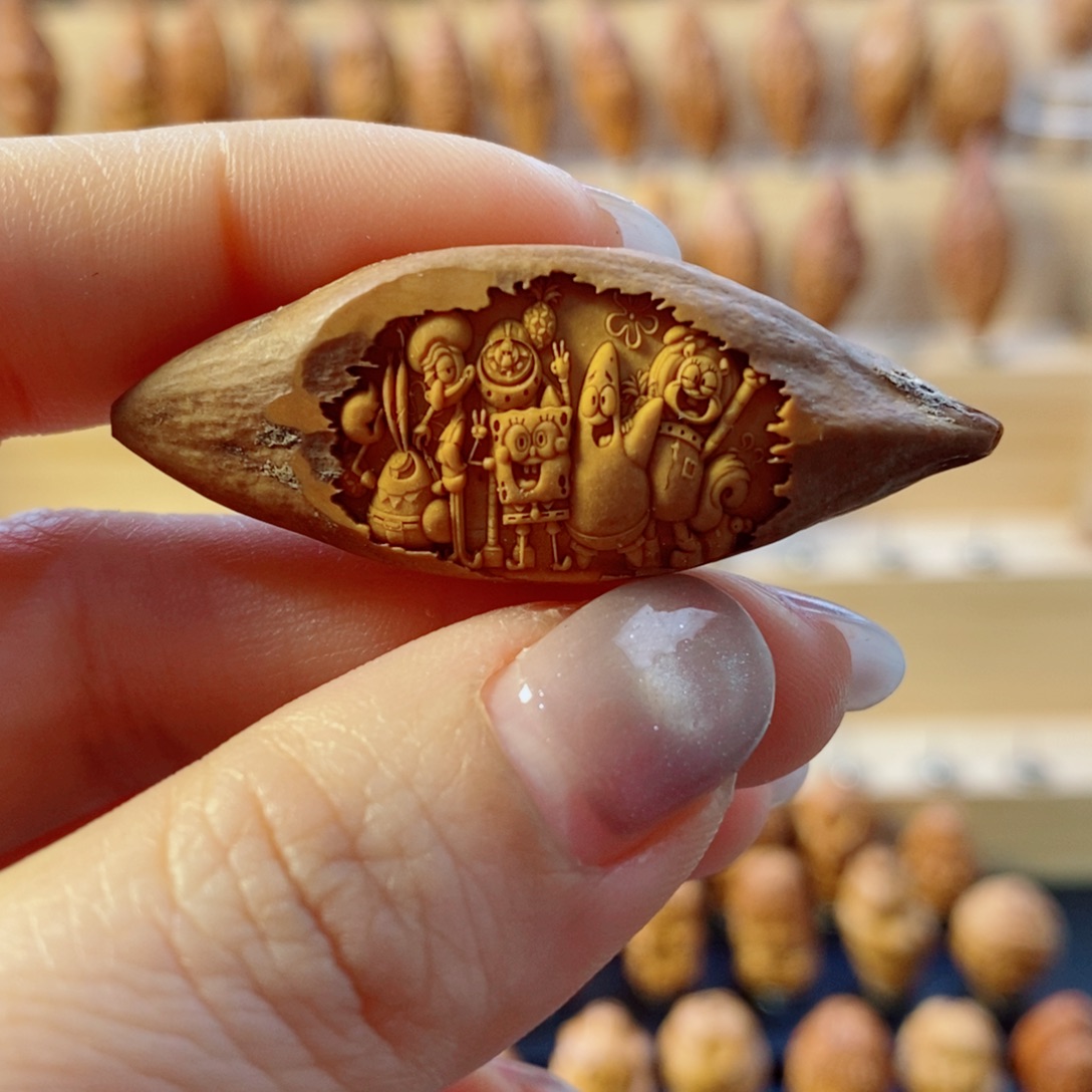 橄榄核手串/手链海绵宝宝