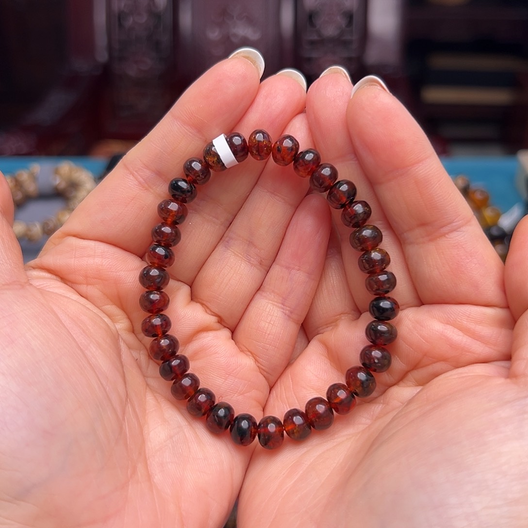 琥珀裸石未镶嵌抚顺琥珀20073-1。7m m