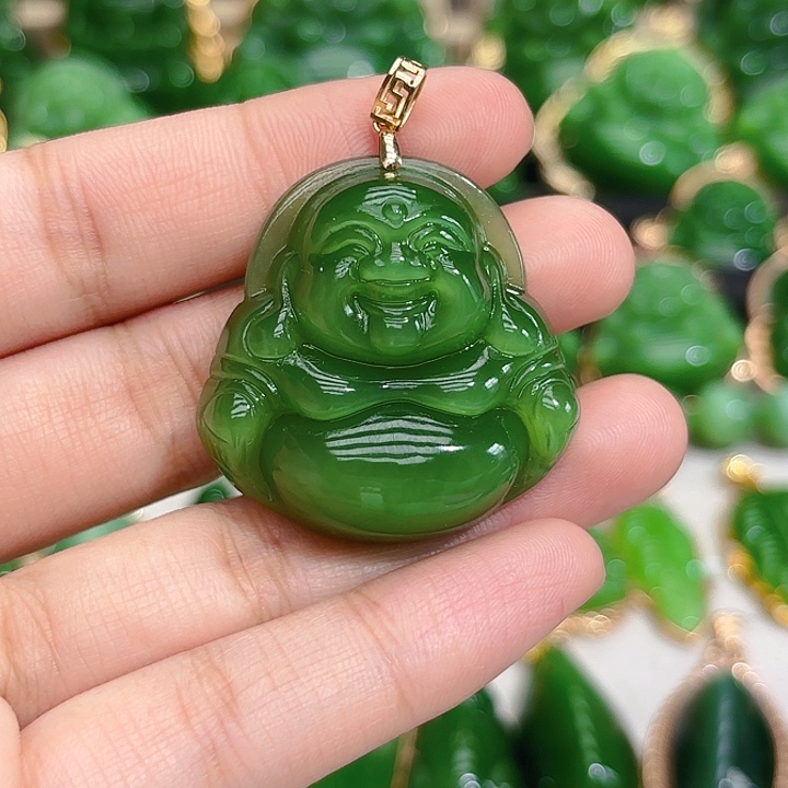 和田玉（碧玉）颈饰18K金镶嵌