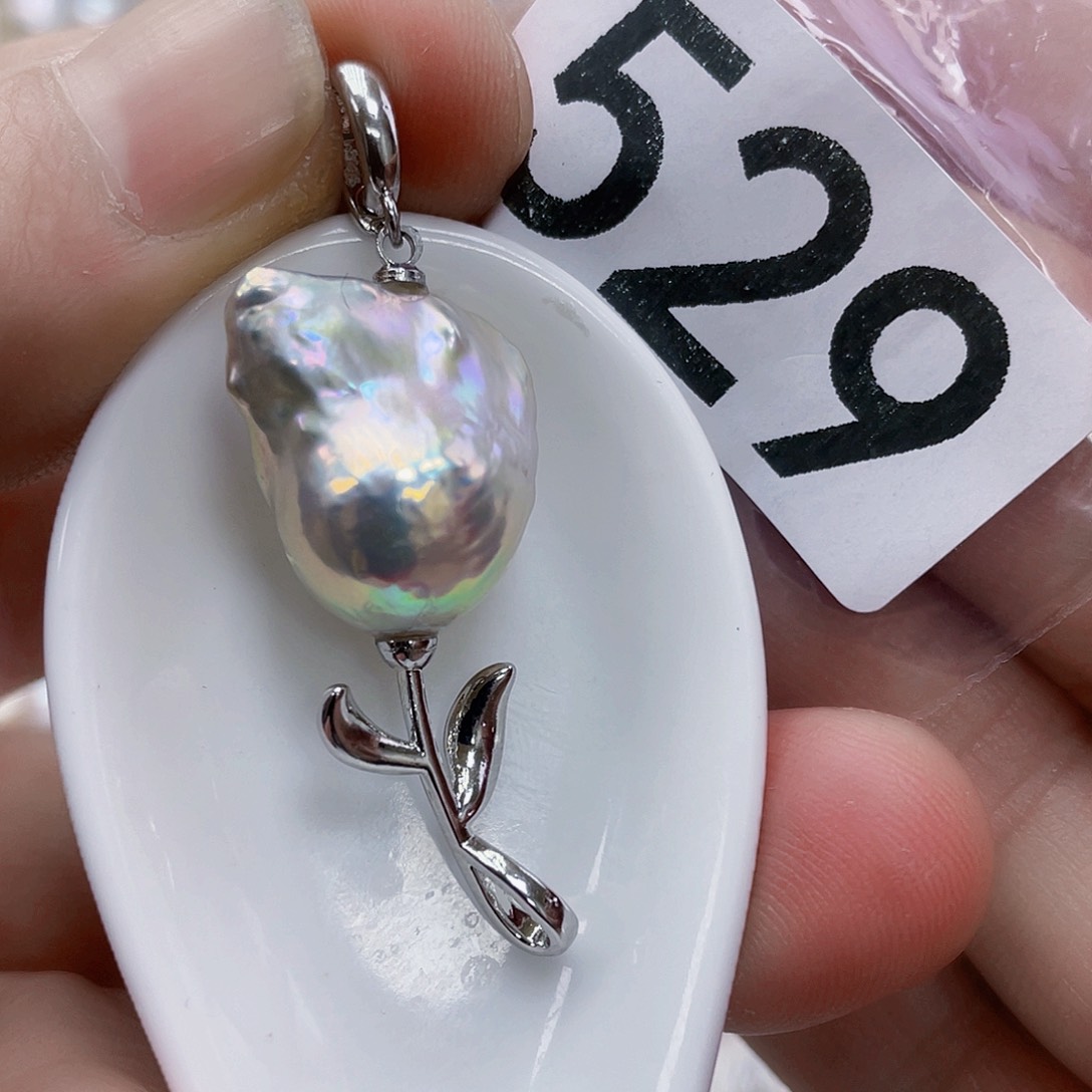 淡水珍珠颈饰未镶嵌