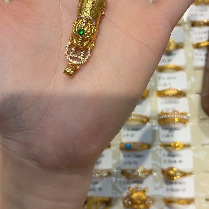 铜合金8706强保色发 1 个壹笔壹吊坠