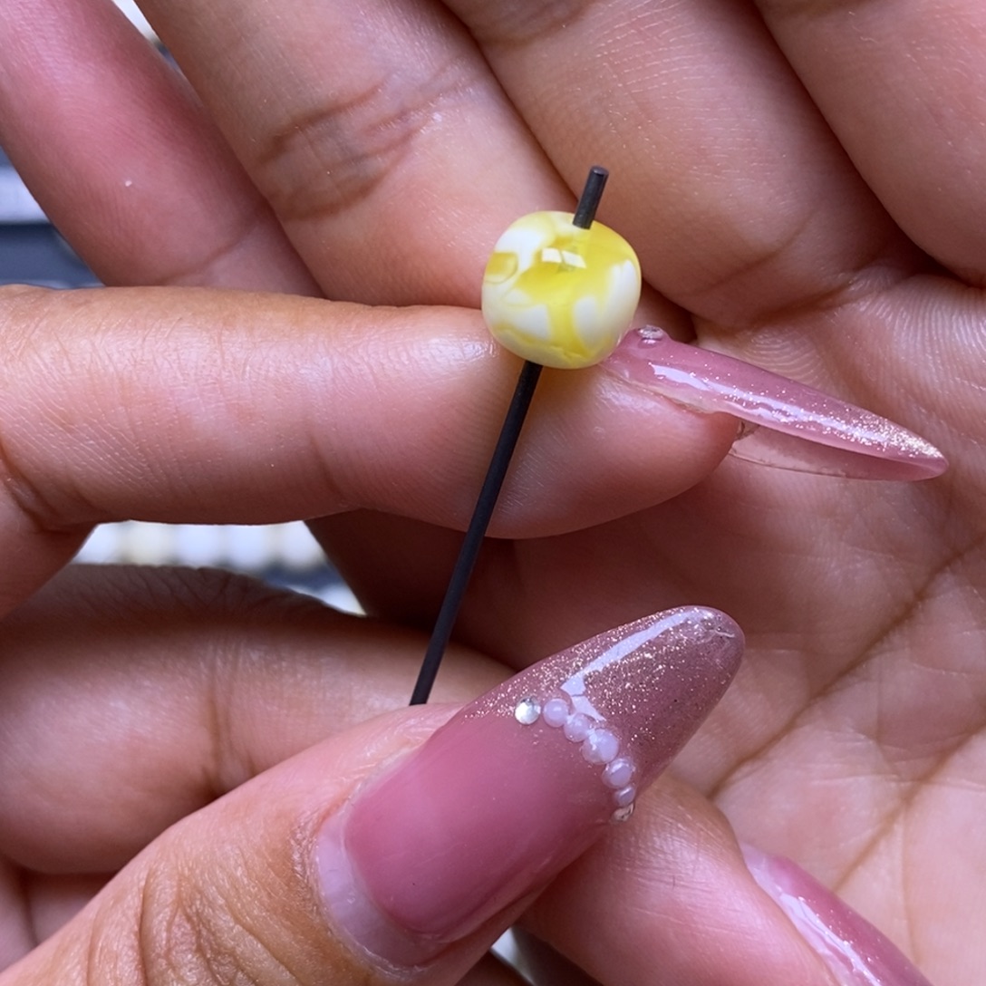 植物珀未镶嵌珠宝奇石金白妖花老型8.8*8mm