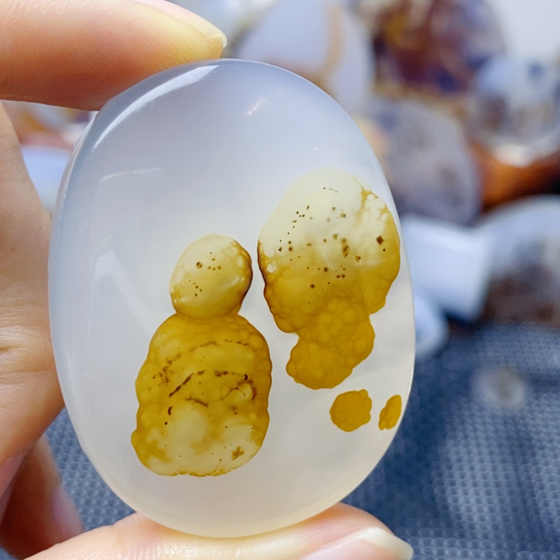 玛瑙/玉髓未镶嵌珠宝奇石