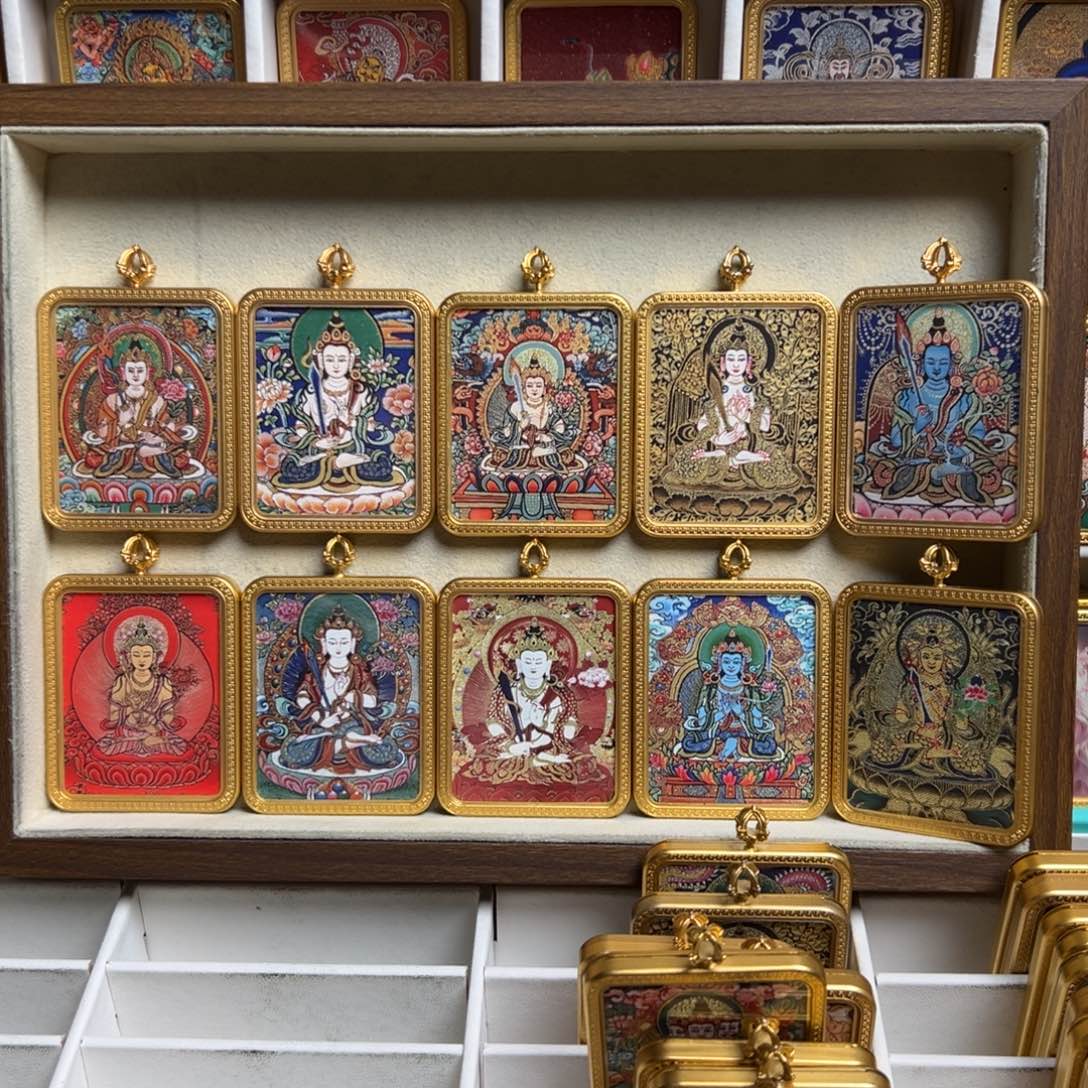 吃***咩吊坠单面定制黄老爷