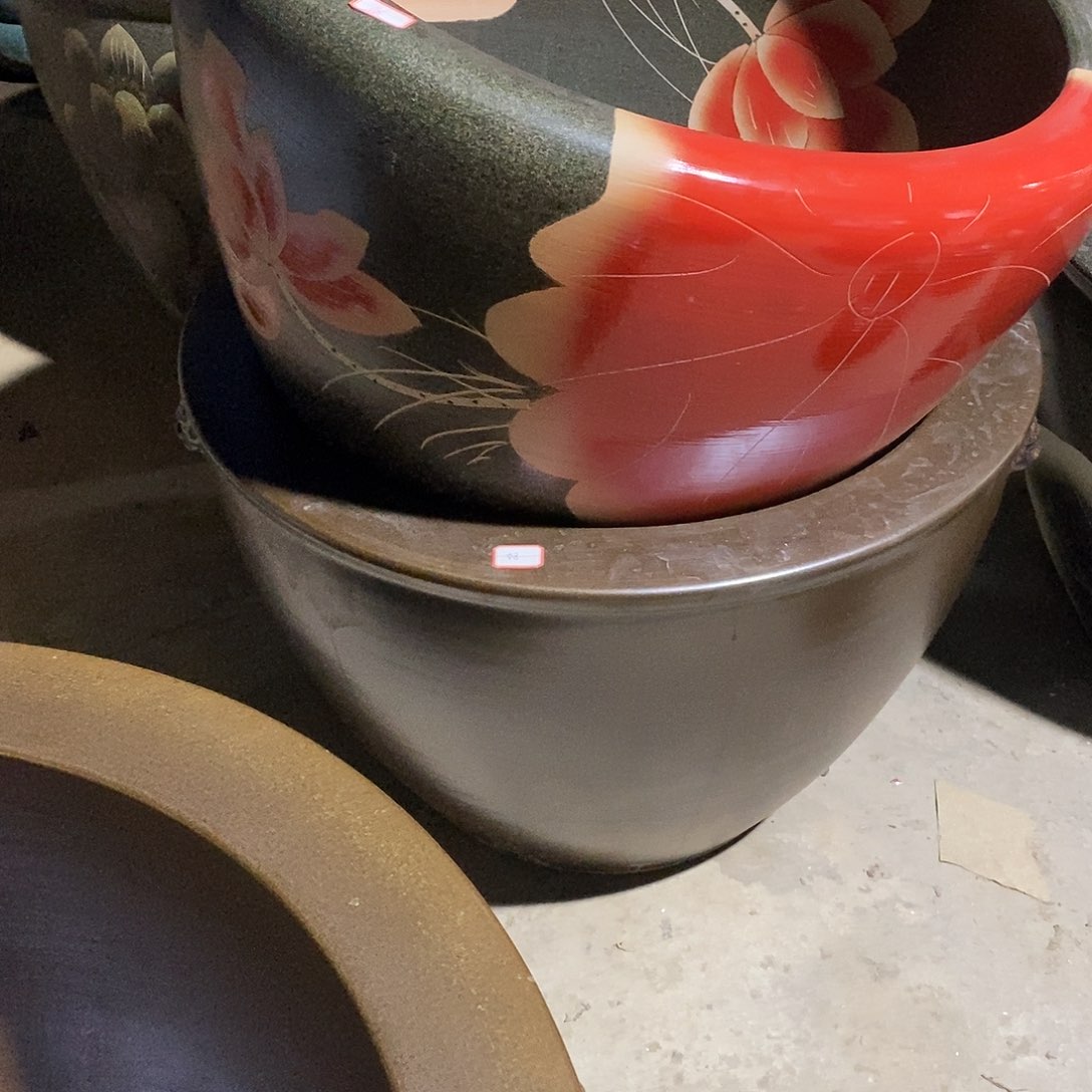 景德镇陶瓷鱼缸艺术再**衷