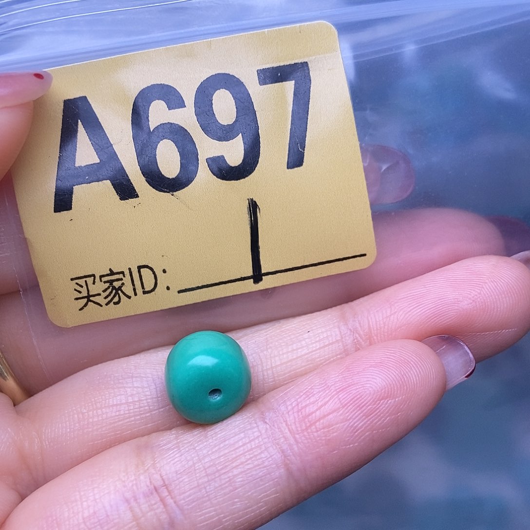 十堰原生态绿石头特色手工配饰