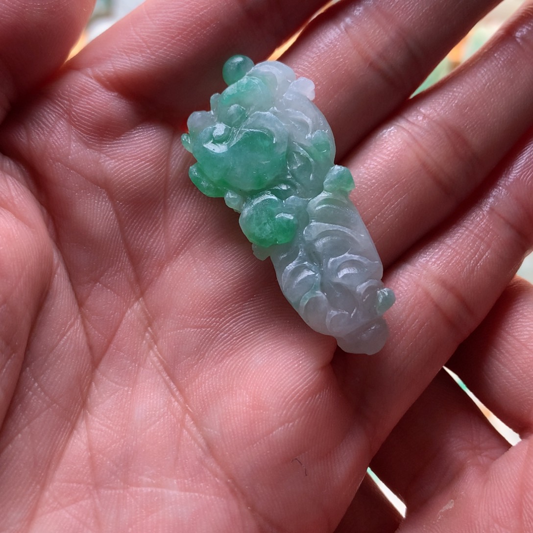 定制翡翠未镶嵌白菜
