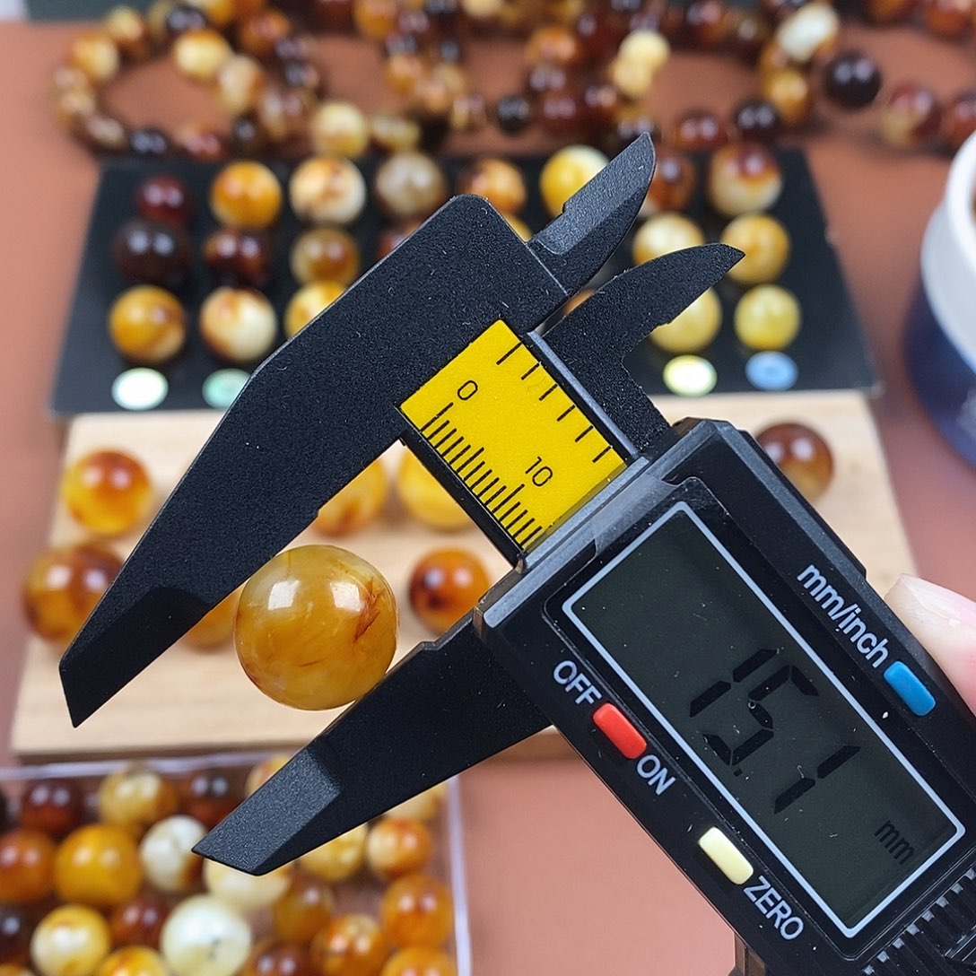 裸石琥珀未镶嵌蜜蜡687