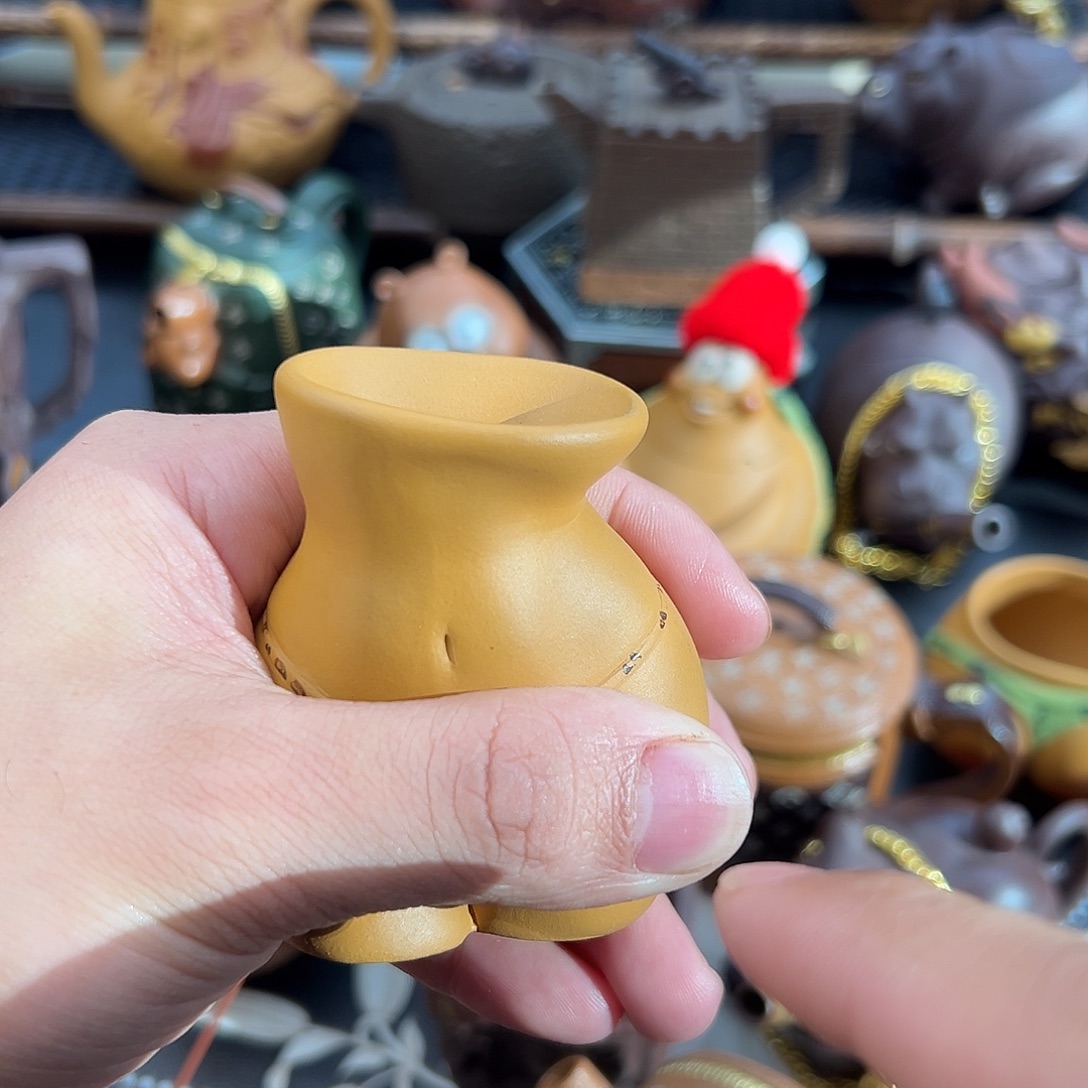 茶壶紫砂杯子的味道就好像小