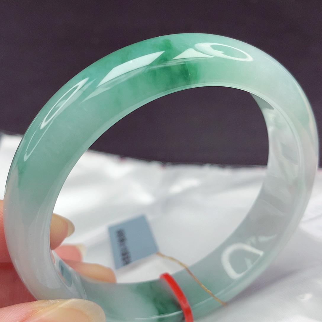 翡翠未镶嵌手镯5758圈890