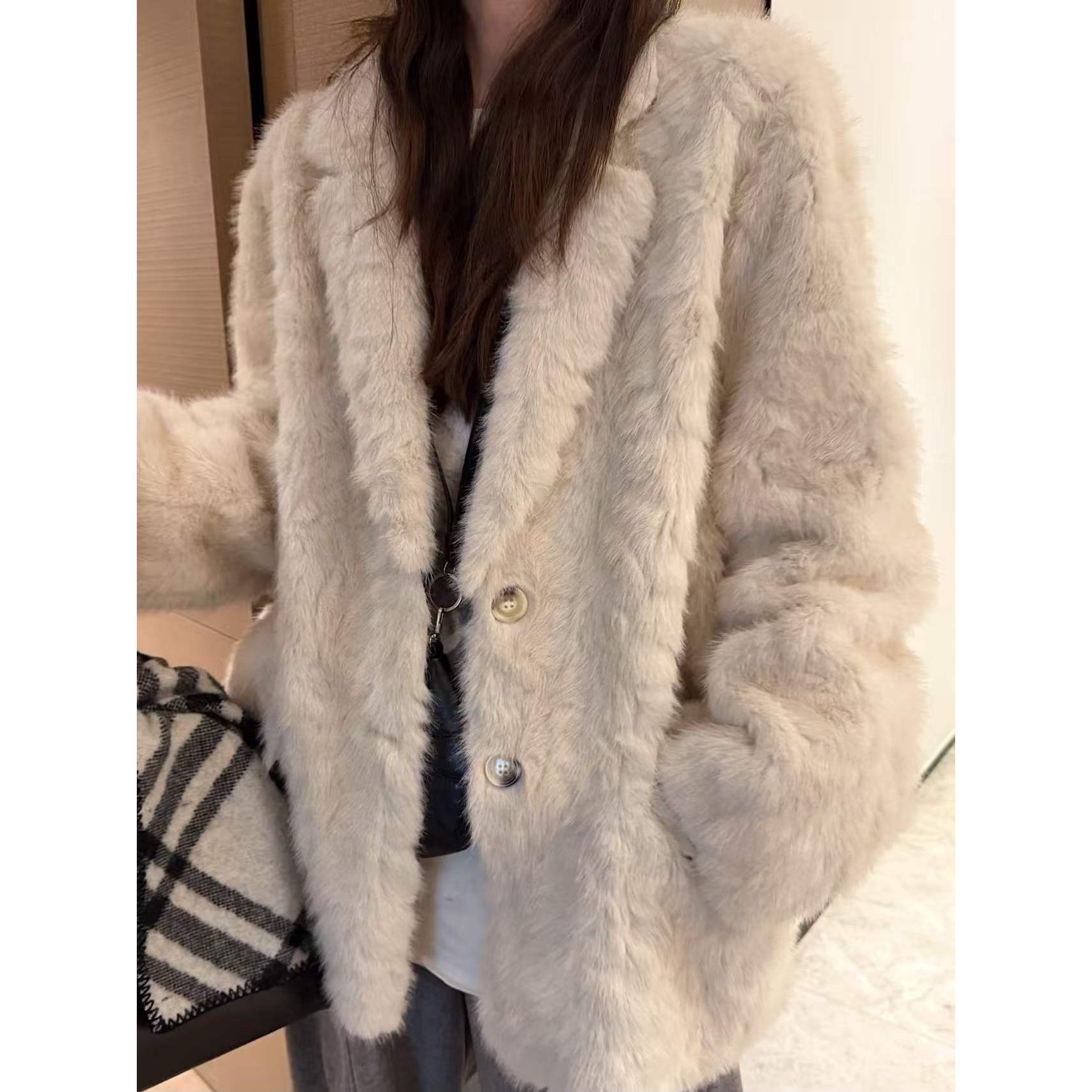 人造皮草 SP西装外套皮m一体女秋冬米白色开衫大衣外套