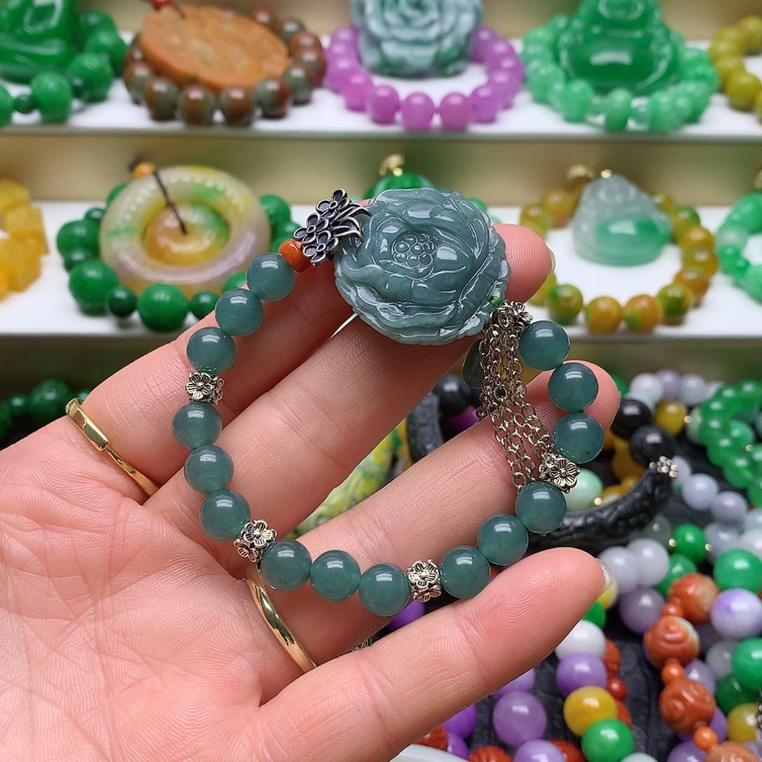 吊坠(赠链)未镶嵌翡翠